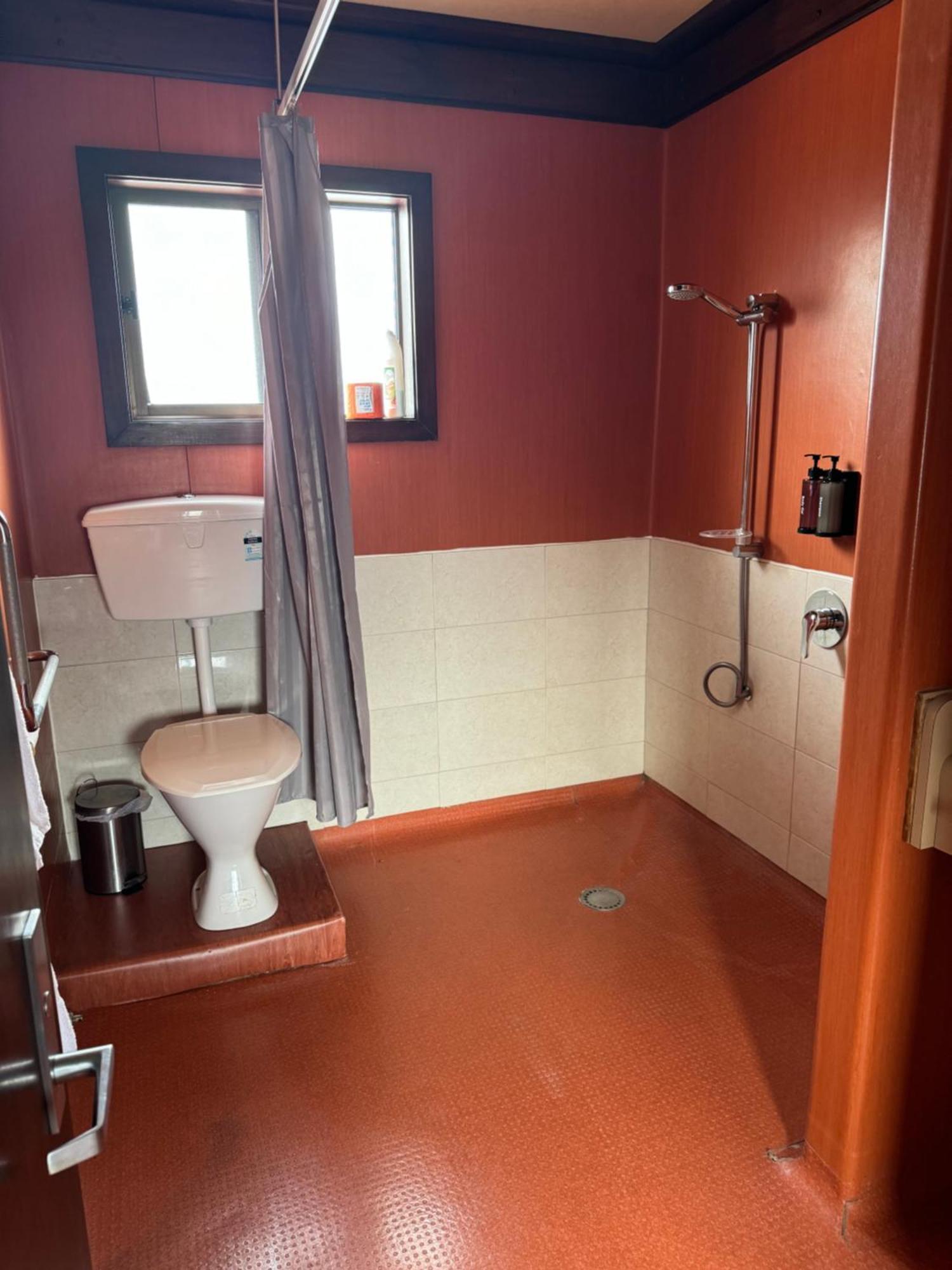 Tokaanu Hotel Екстер'єр фото